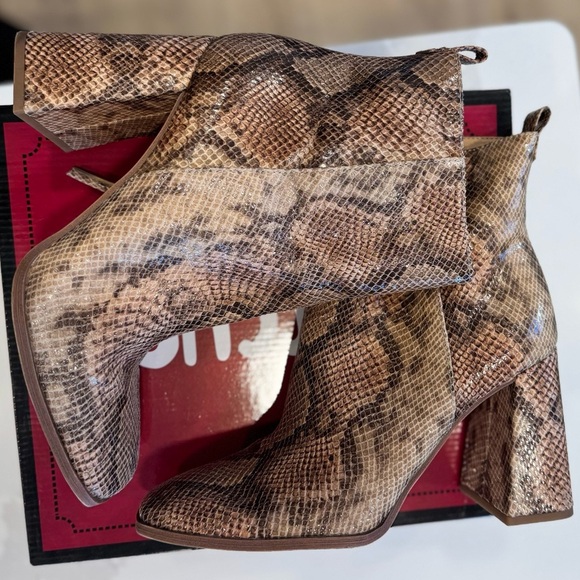 Circus by Sam Edelman Snakeskin Heeled Boots - Picture 2 of 7